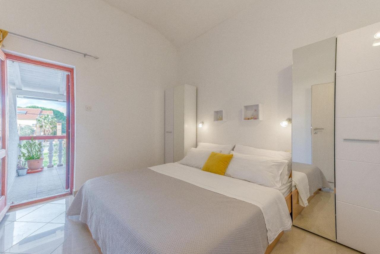 Apartments Maria Kukljica Εξωτερικό φωτογραφία
