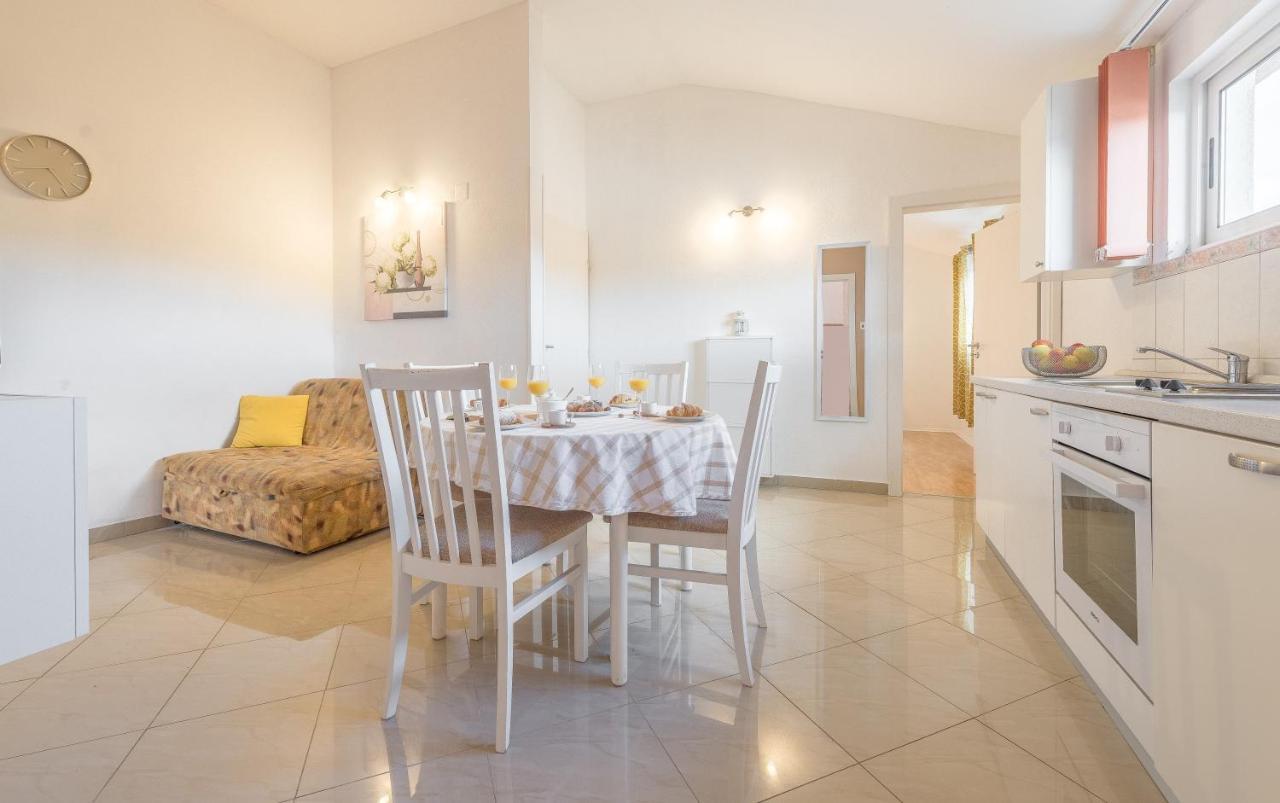 Apartments Maria Kukljica Εξωτερικό φωτογραφία