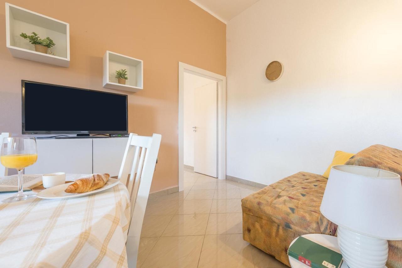 Apartments Maria Kukljica Εξωτερικό φωτογραφία