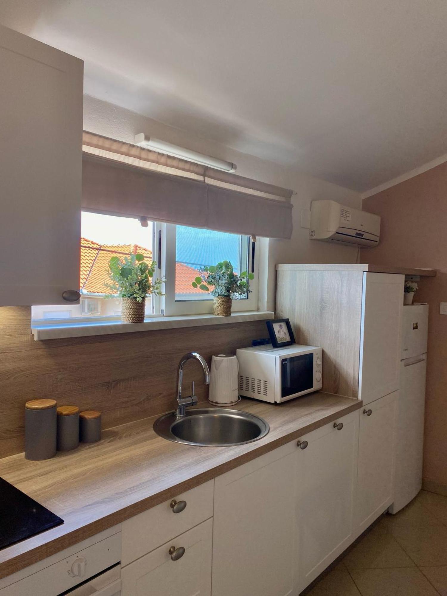 Apartments Maria Kukljica Εξωτερικό φωτογραφία